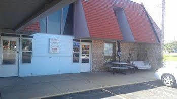 Executive By Belvilla Hwy 35 Motel 2*